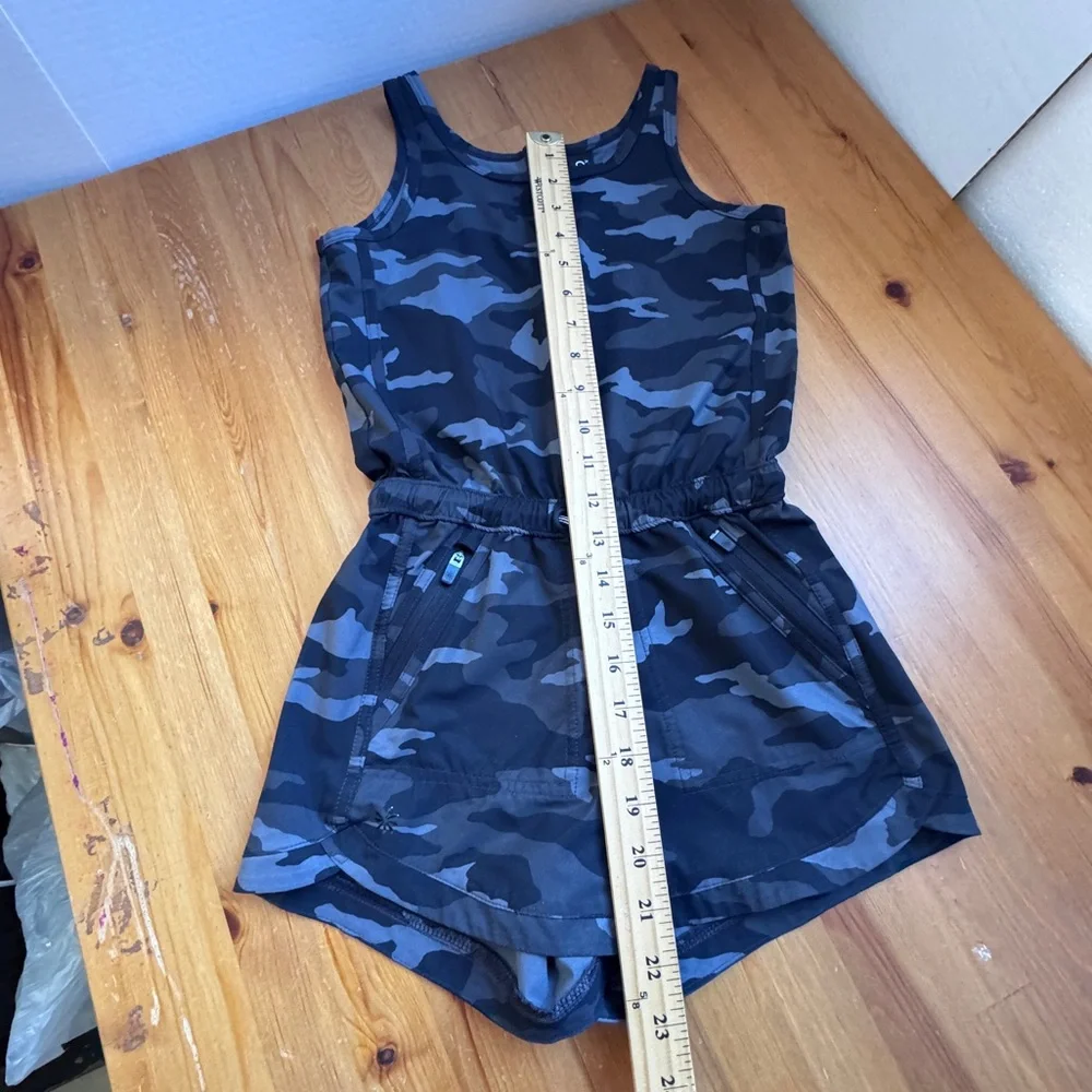 Athleta girl camouflage romper size 7
